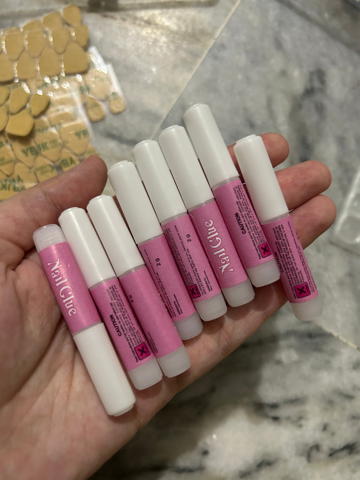 Nail glue