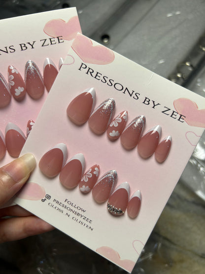 Floral french glam pressons