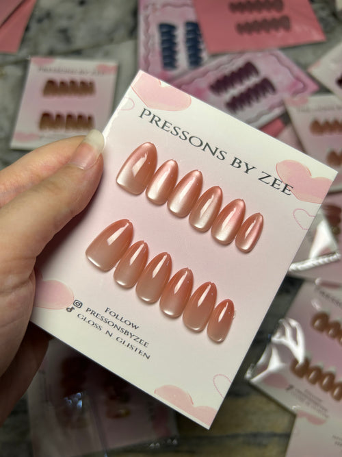 Blush peach glazed cateye pressons