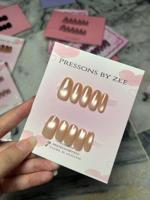 Peach pearl velvet cateye pressons