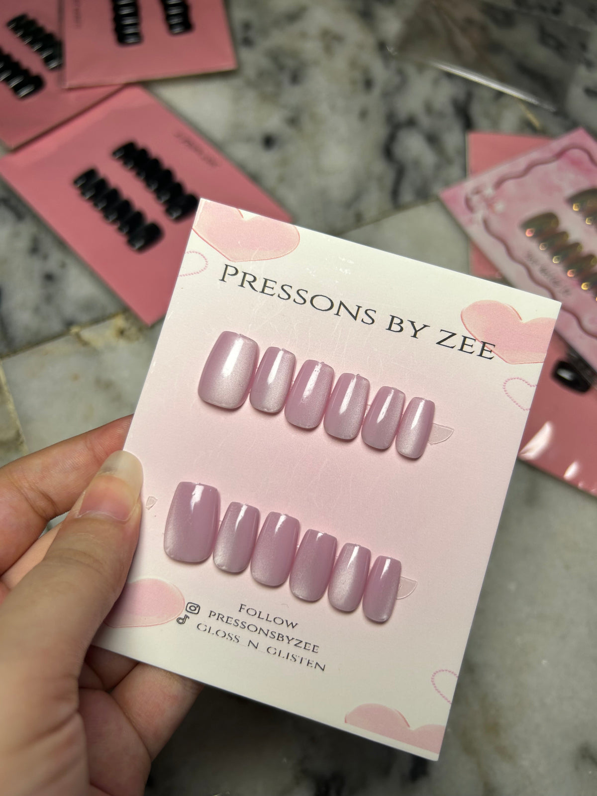 Soft lavender velvet cateye pressons