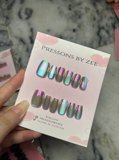 Iridescent mermaid cateye pressons